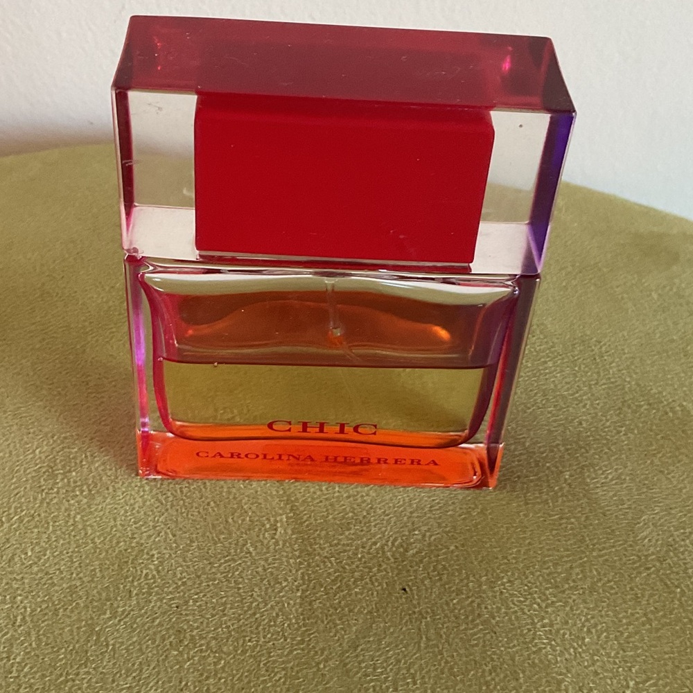 Carolina Herrera Chic Eau de Parfum 
1.7 oz 50%